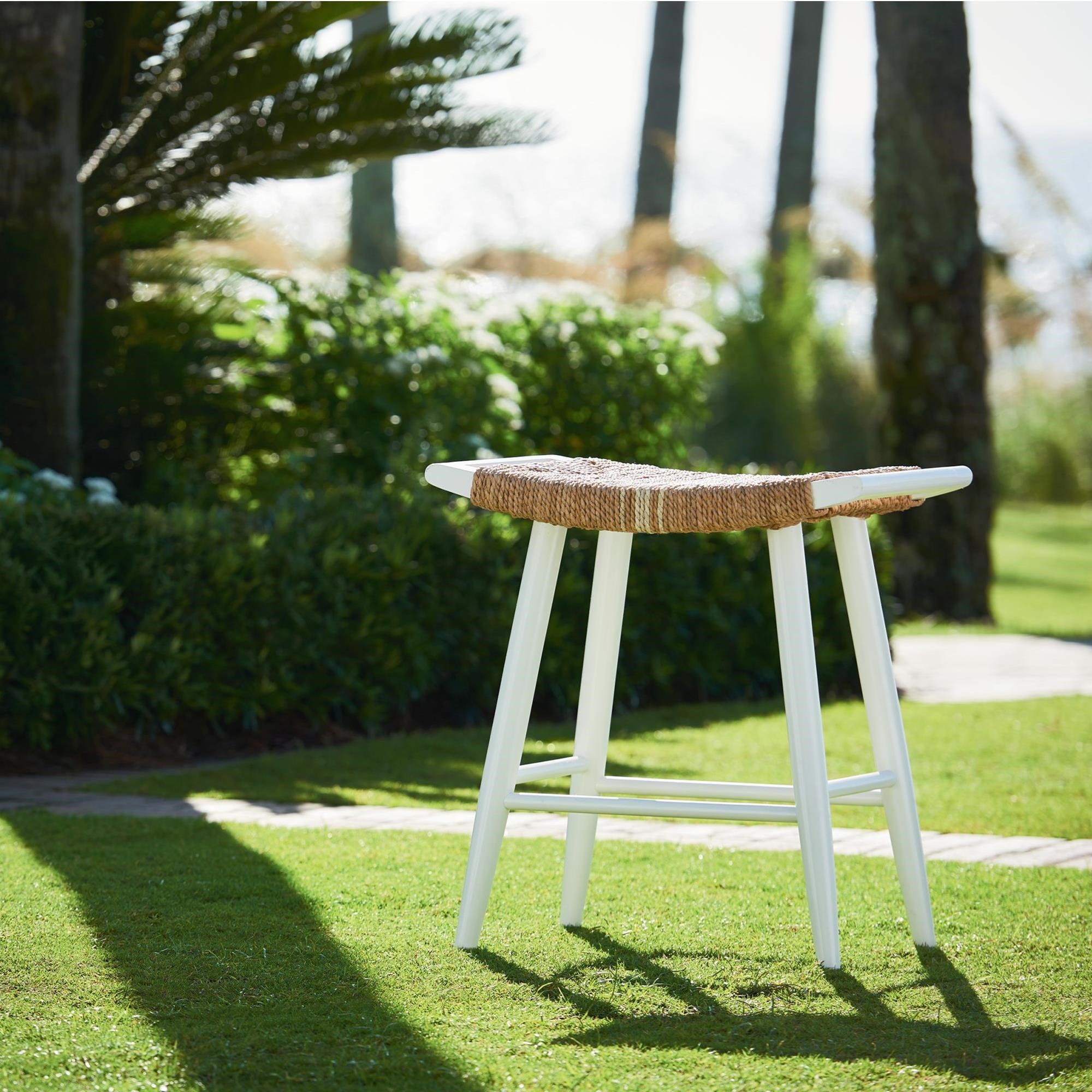 Universal EscapeCoastal Living Home Collection 833602 Coastal Counter